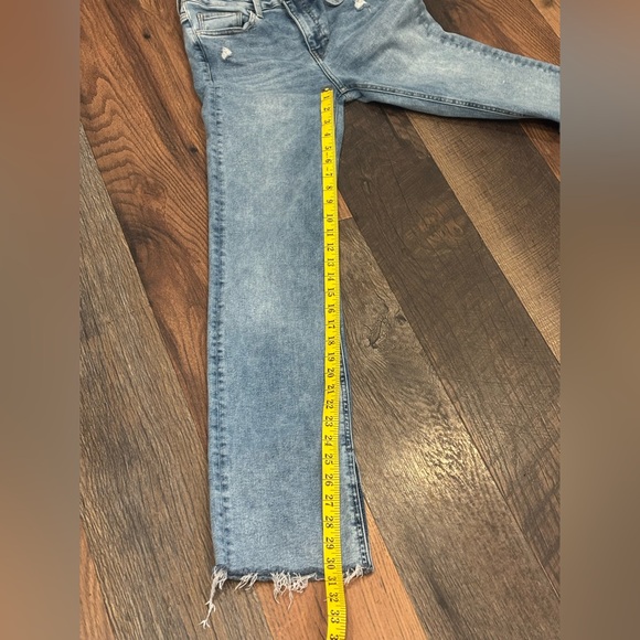 Mavi Maria Hem Slit High Rise
Flare Jean size 26 × 32. Great condition! - Picture 10 of 16